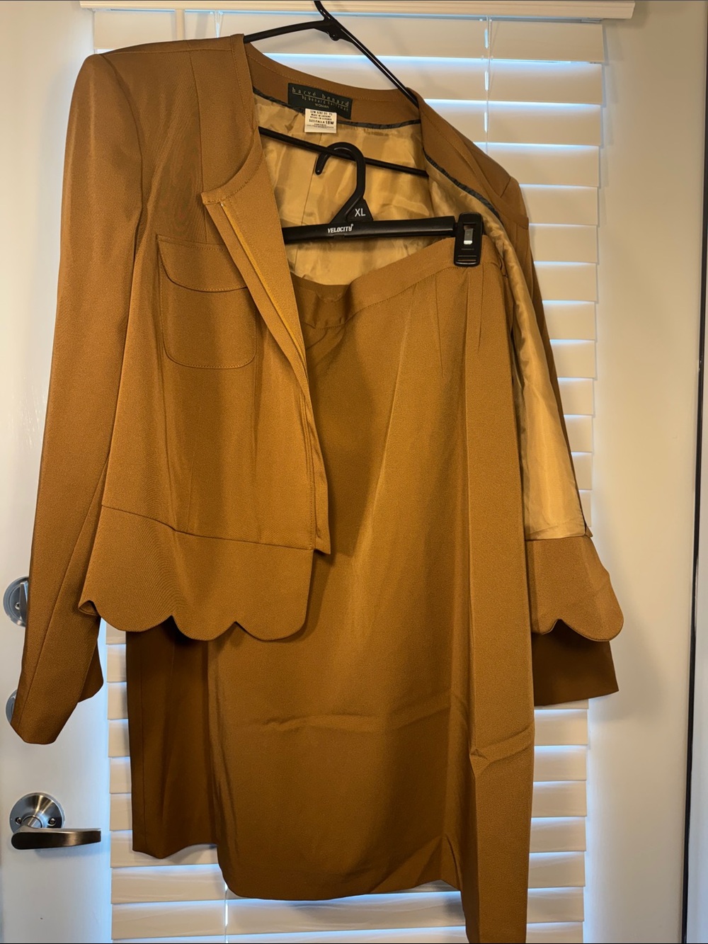 Harve Benard Women's Golden Brown Blazer